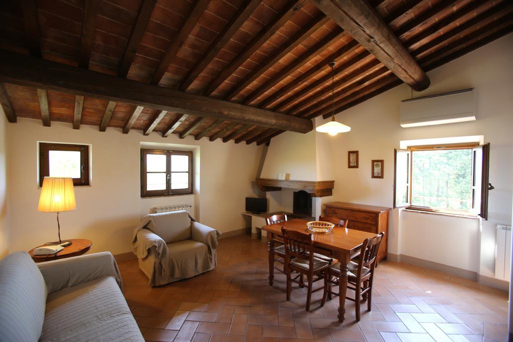 فيلا Fattoria Abbazia Monte Oliveto سان جيمينيانو الغرفة الصورة