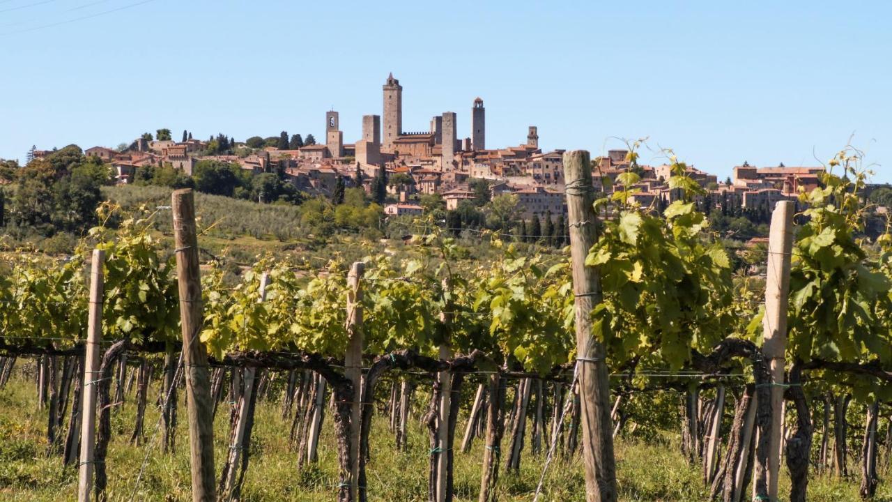 فيلا Fattoria Abbazia Monte Oliveto سان جيمينيانو المظهر الخارجي الصورة